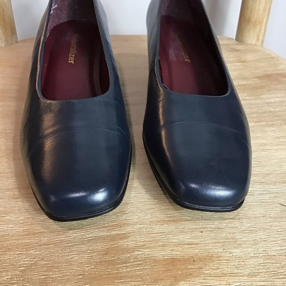 Naturalizer Womens Boundary Navy Blue Leather Pump Heel Size 8.5N - Picture 2 of 9